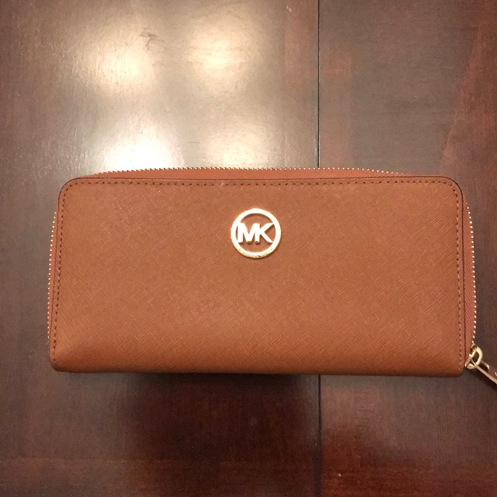 Michael Kors wallet